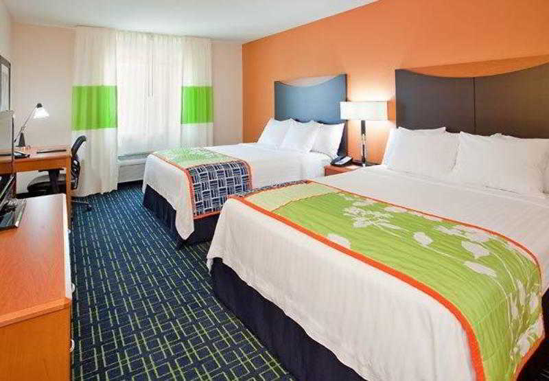 Comfort Inn & Suites Westfield Habitación foto